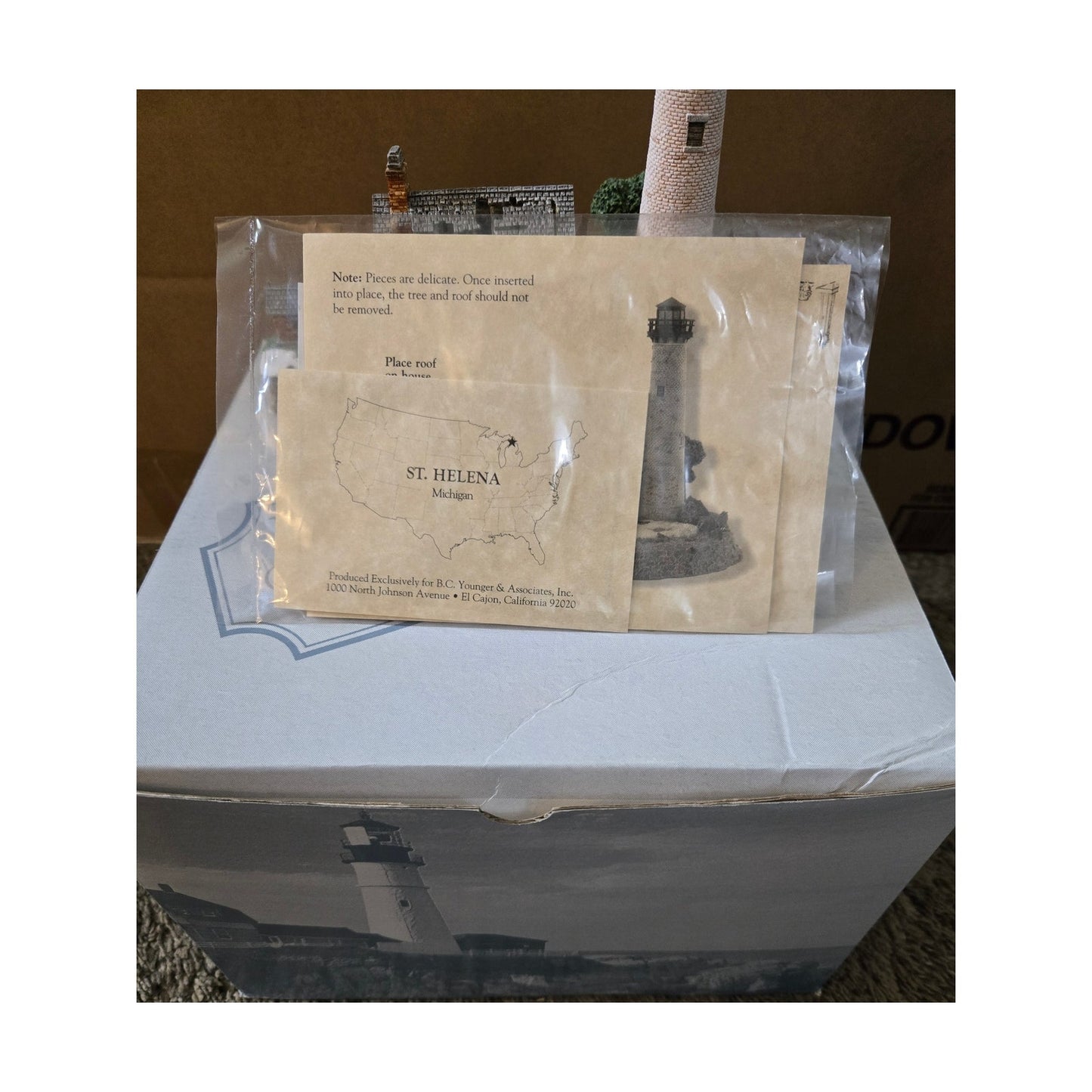 Harbour Lights St. Helena MI Lighthouse Collectible #634 - Limited Edition - Certificate of Authenticity