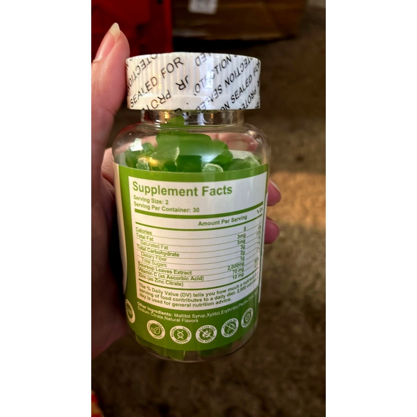 Orgeuos Soursop Graviola Gummies, Organic Soursop Leaves And Seeds Extract With Vitamin C, Zinc, Digestive Aid, Immune Support And Antioxidant Propert