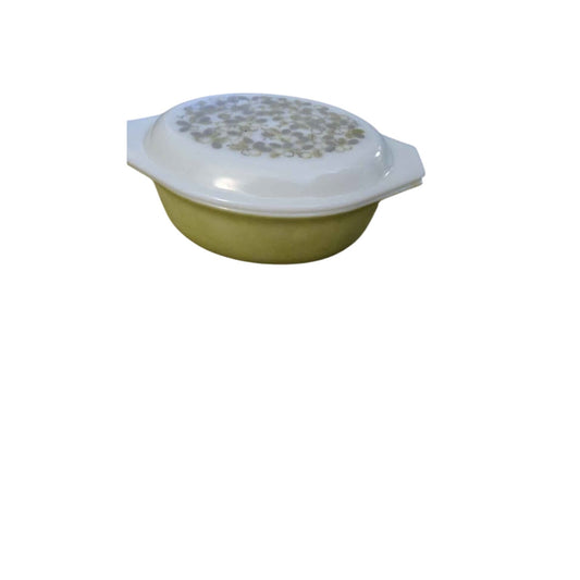 Vintage 1970 PYREX 1.5 quart casserole dish