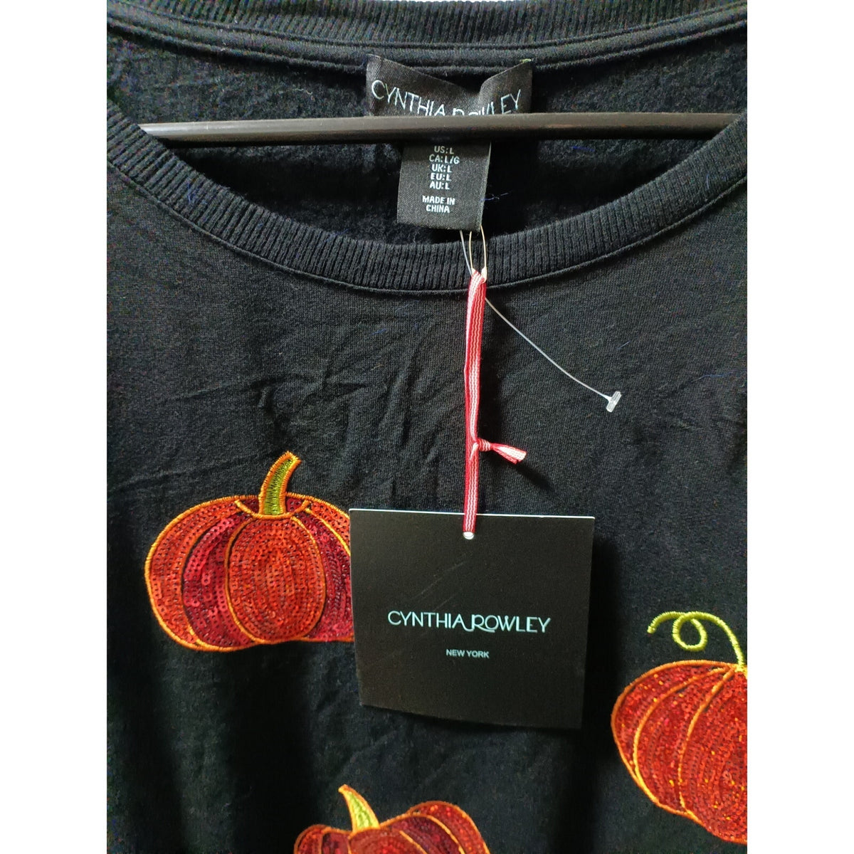 Woman's Cynthia Rowley Halloween Fall Black Sweater w/ Orange Pumpkins Size L