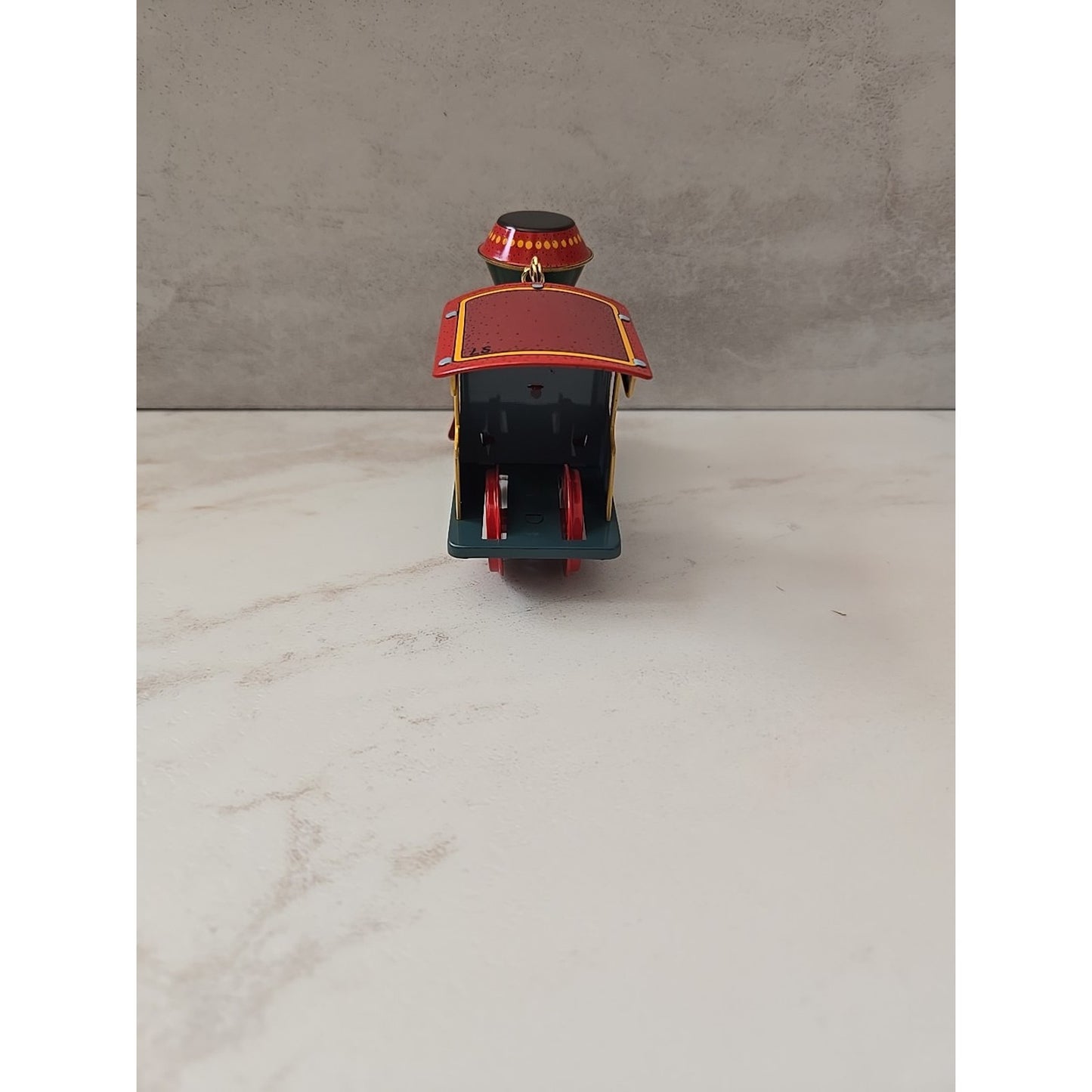 1994 Hallmark Keepsake Ornament - Yuletide Central Locomotive - NEW