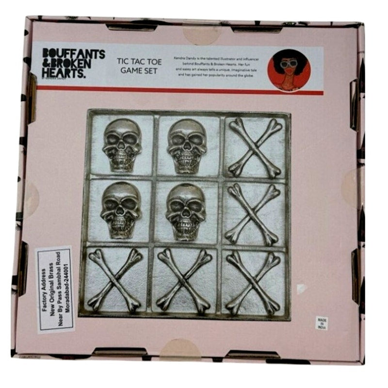 Bouffants Skull and Bones Tic Tac Toe Set All Metal