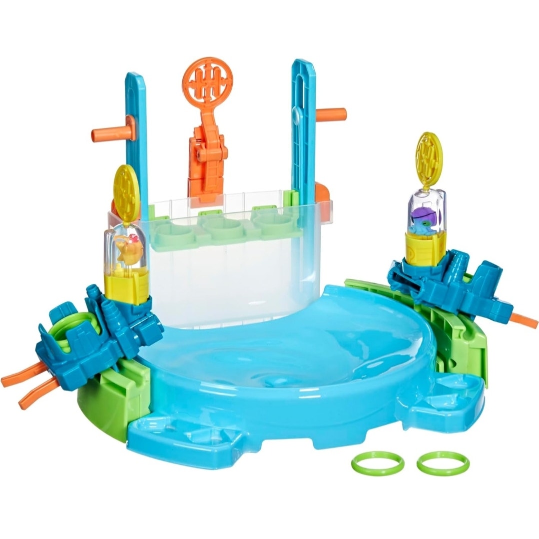 Hasbro Hydro Pods Dunk & Sunk Arena