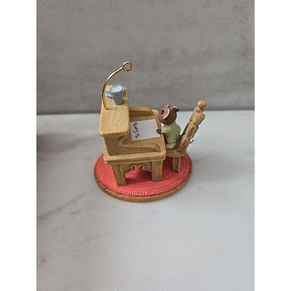 Hallmark “Wish List” Tender Touches Keepsake Ornament 1995 New