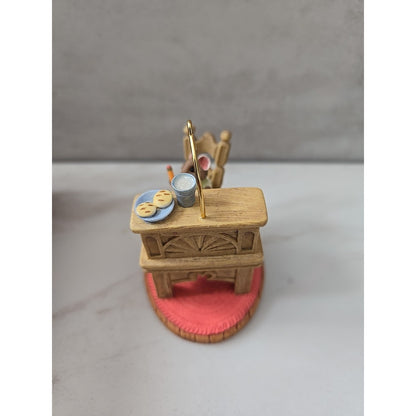 Hallmark “Wish List” Tender Touches Keepsake Ornament 1995 New