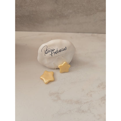 1995 Hallmark Ornament THREE WISHES Angel in Box