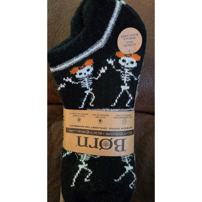 BORN Outdoor No Show Halloween Wool Blend Socks 4 Pairs Skeleton Skull
