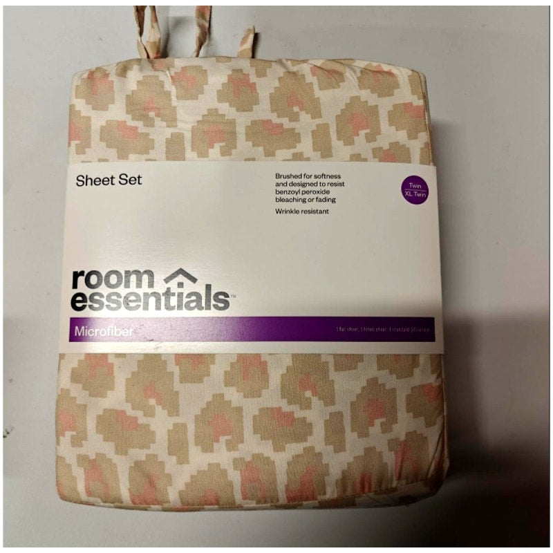 Room Essentials Twin/Twin XL Microfiber Sheet Set