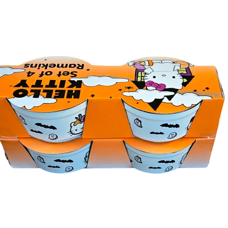 NEW Hello Kitty & Friends Halloween Costumes Set of 4 Ceramic Round Ramekins