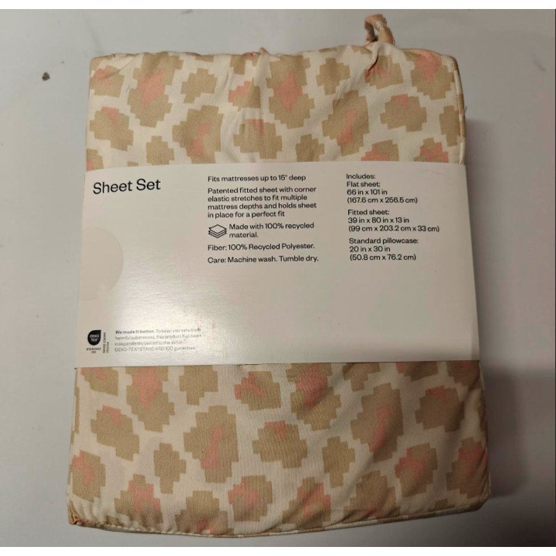 Room Essentials Twin/Twin XL Microfiber Sheet Set