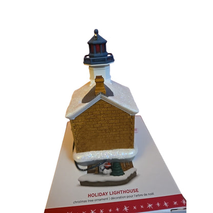 2016 Hallmark Holiday Lighthouse Magic Light Ornament – 5th in Series