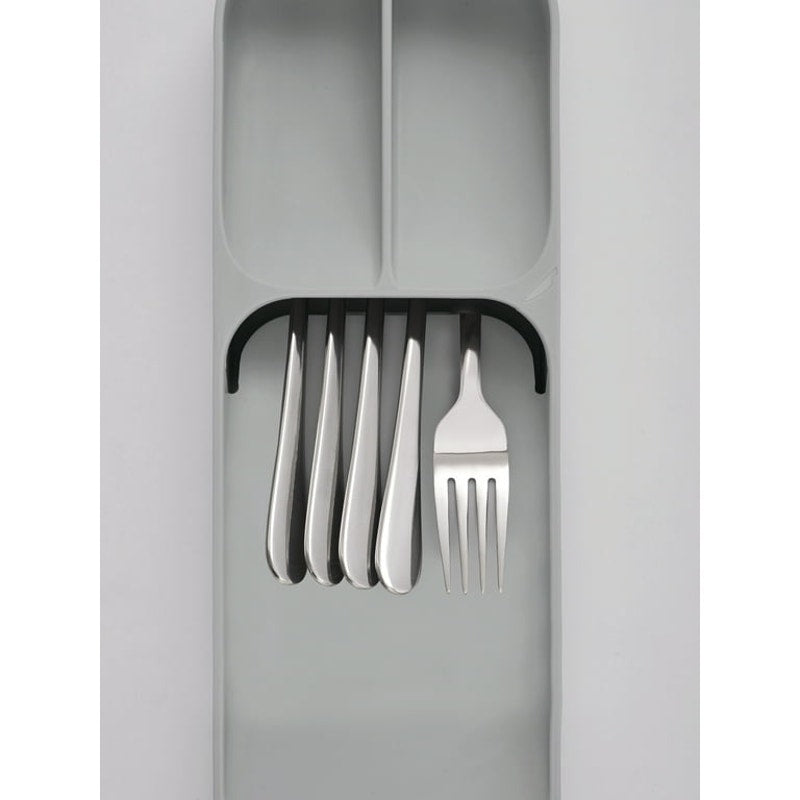 Compact Cutlery Organizer