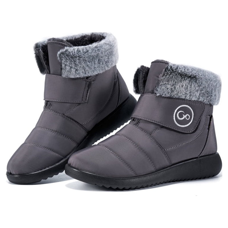 Women's Snow Boots Slip On Size 6 Waterproof